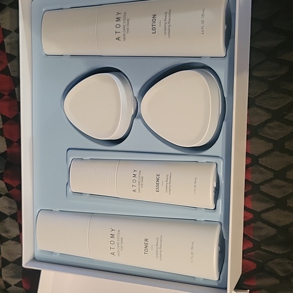 Atomy - Picture 2 of 6